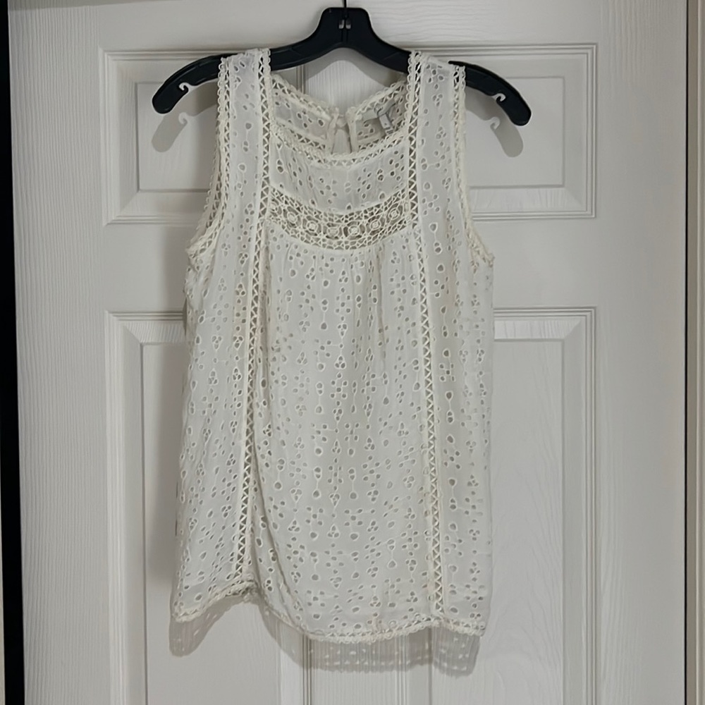 Joie eyelet top